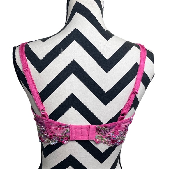 Wacoal Sheer Lace Floral Embroidered Sz 40D Underwire Bra - Picture 4 of 9